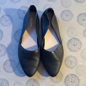 Aldo black leather flats women’s size 8